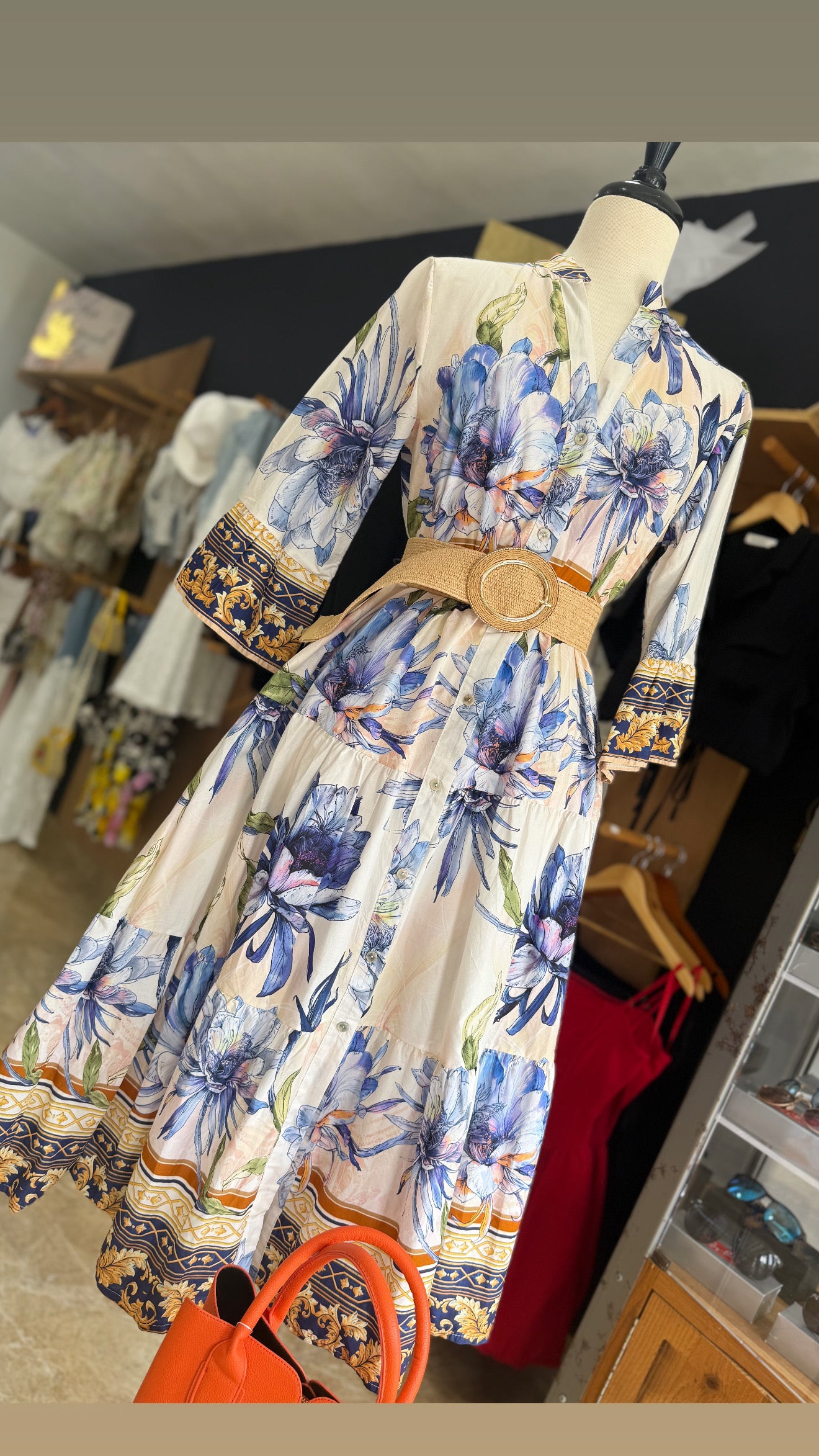 Italy Maxi