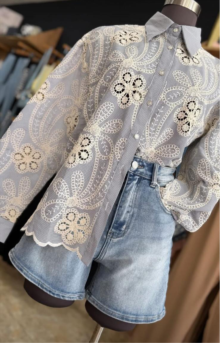 Lace top