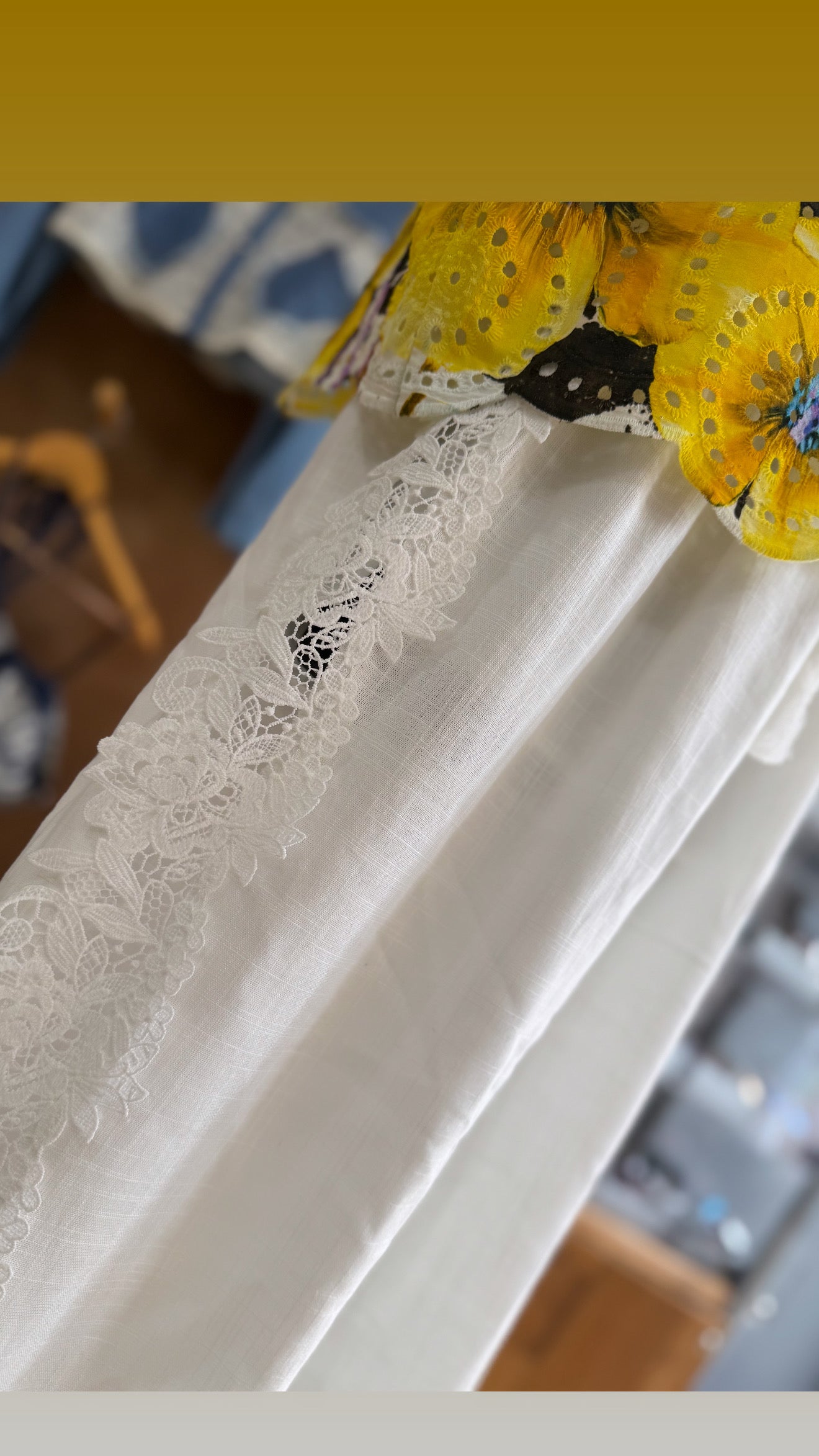 Lace Details Pants