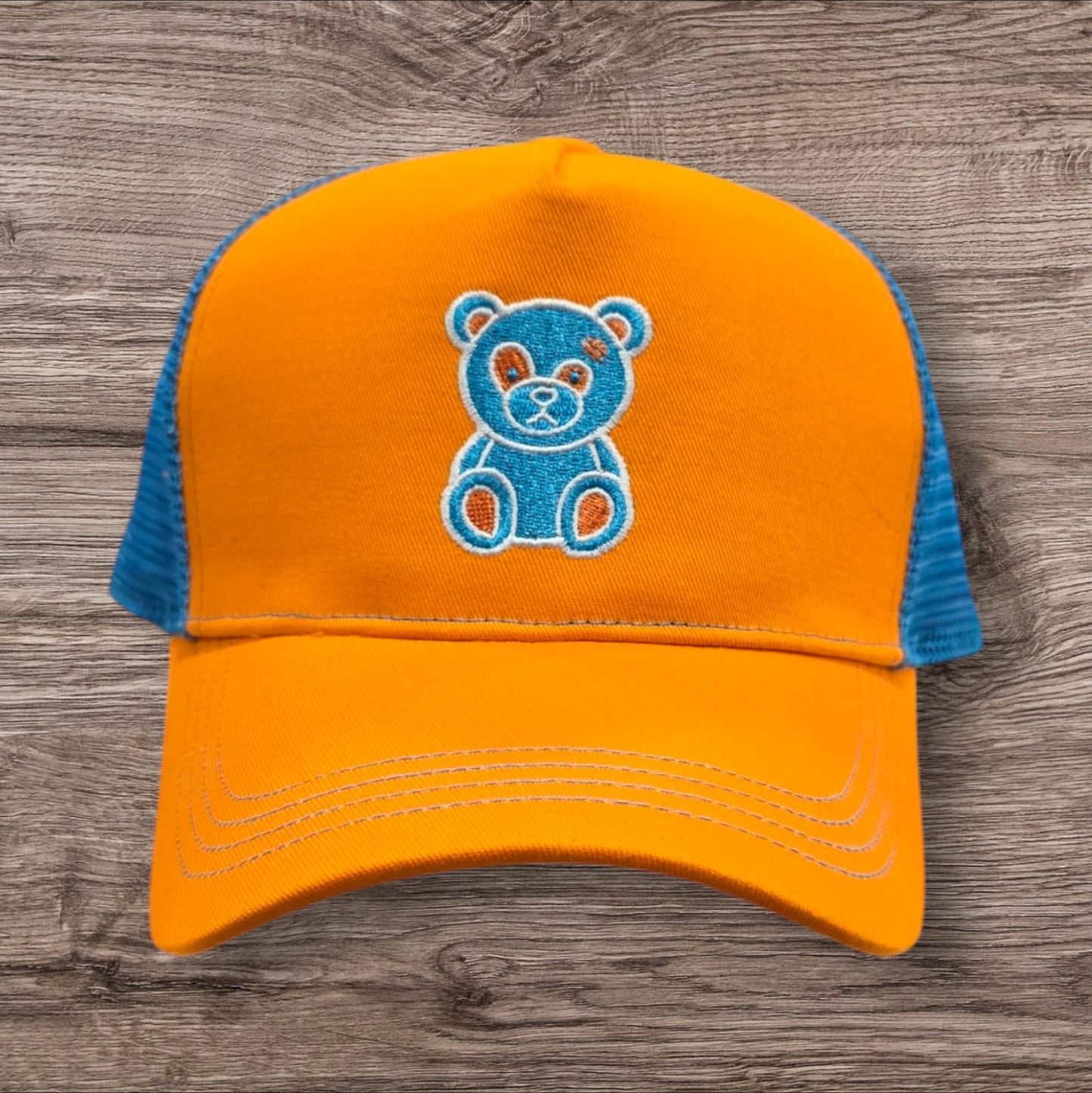 Messy Teddy Gorras
