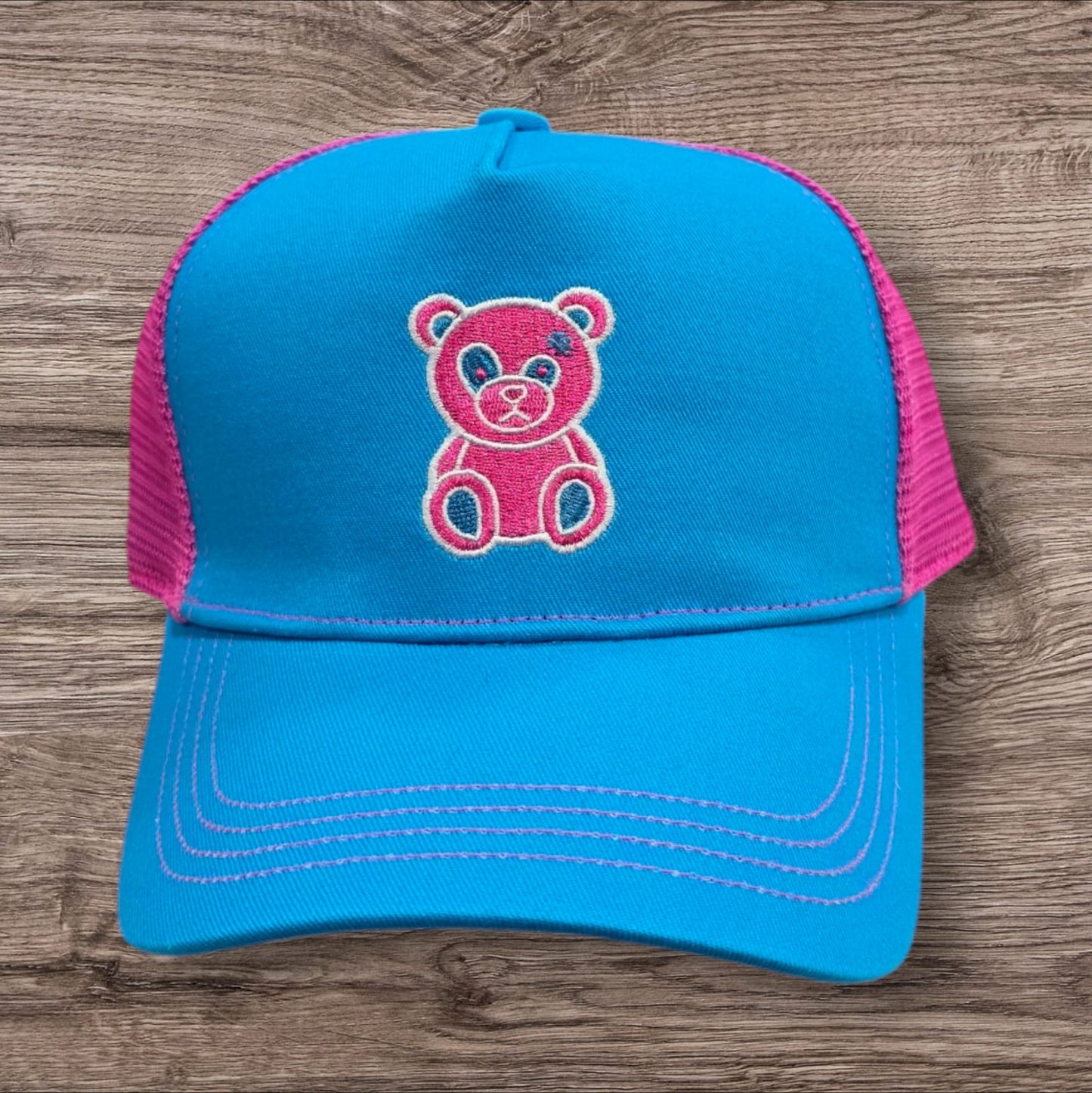 Messy Teddy Gorras