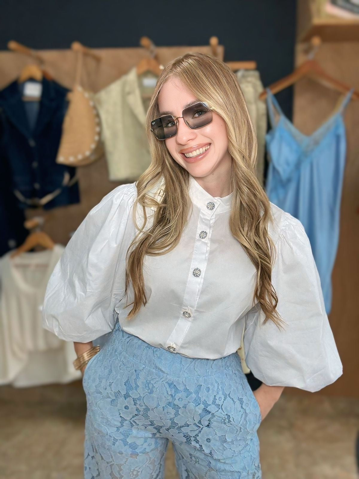 Bubble white top