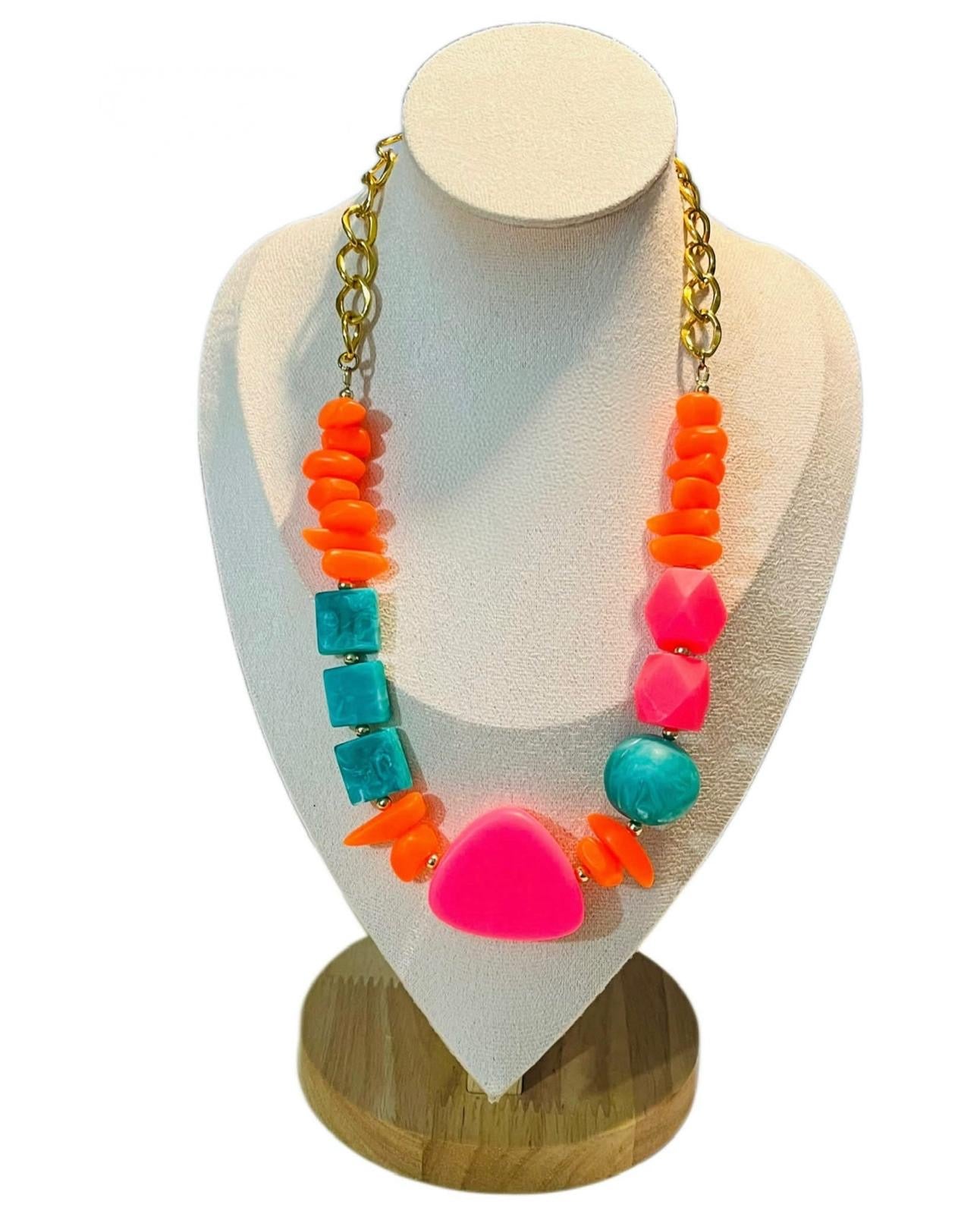 Collar exclusivo