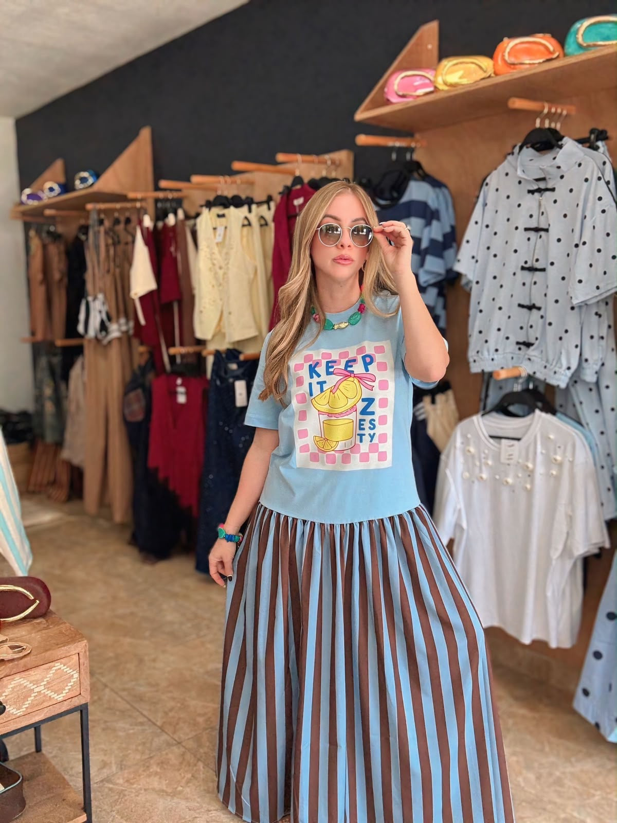 Colombian exclusive maxi