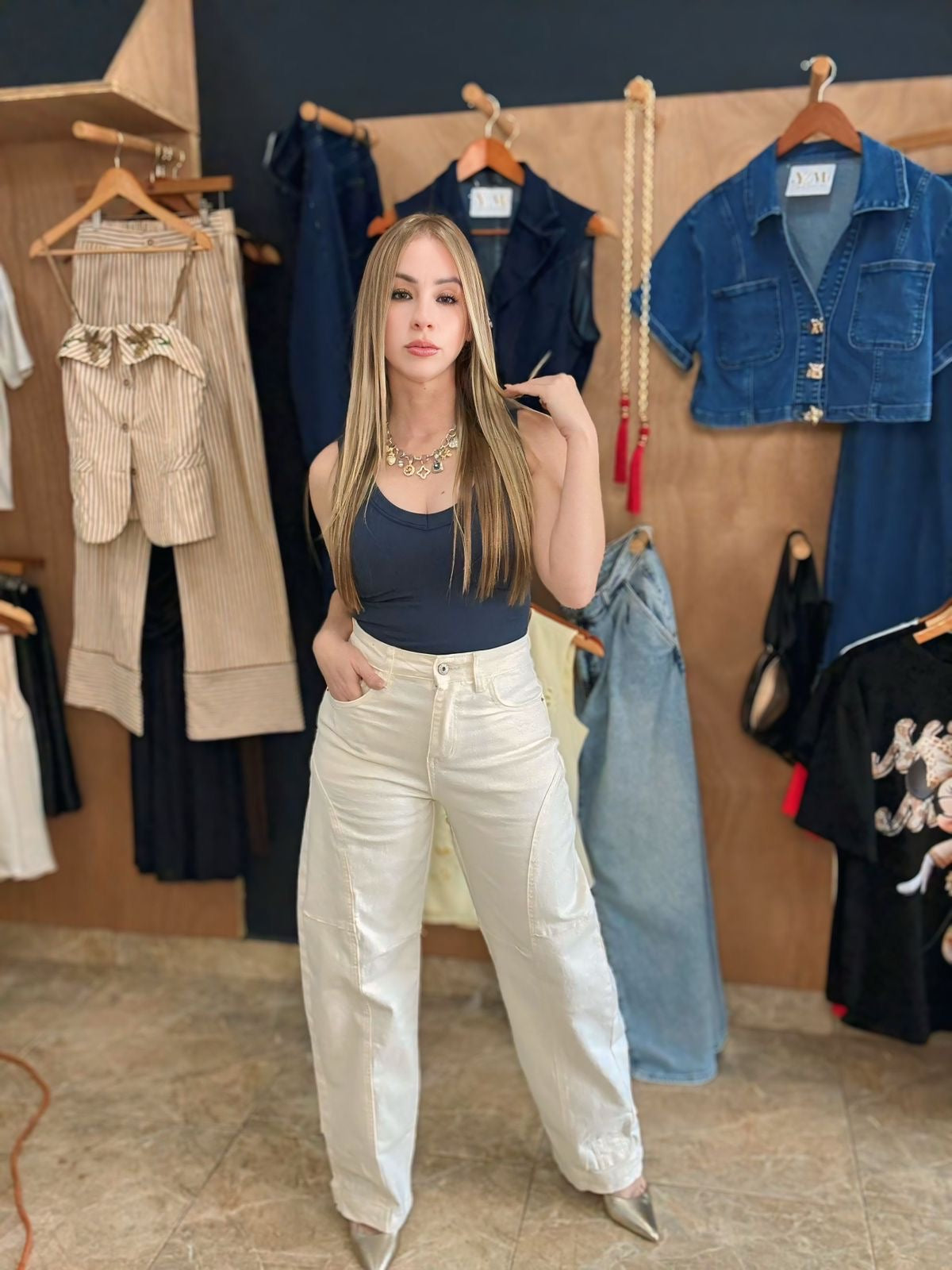Beige barrel jeans
