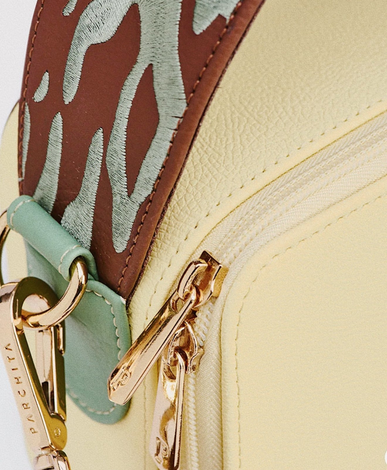 Parchita  Bag