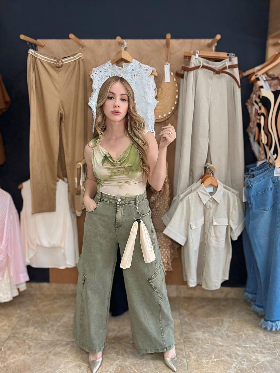 Green barrel jeans