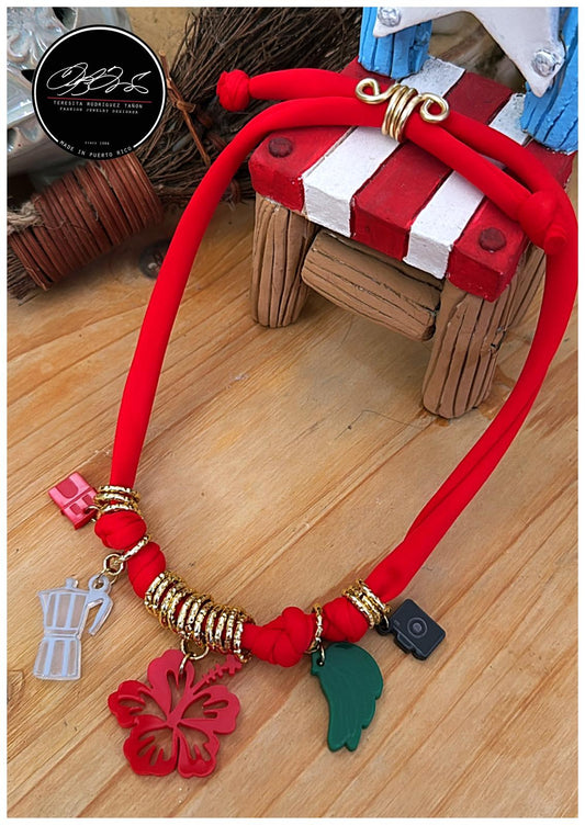 Residencia BB  🐰 Necklace